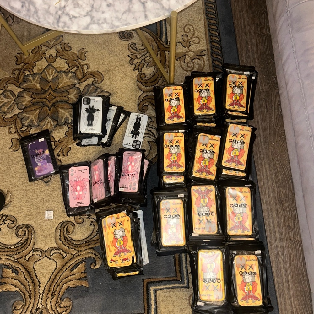 Offer your price  : 138 phone cases for iphone